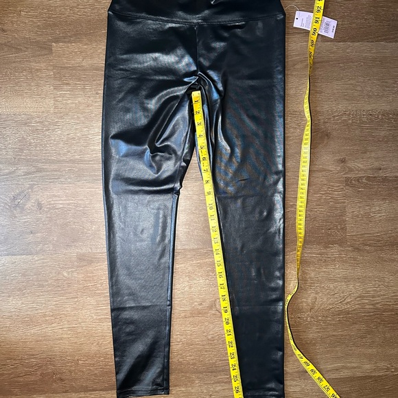 Wild Fable Liquid Black Faux Leather Leggings Size M NWT - Picture 6 of 7